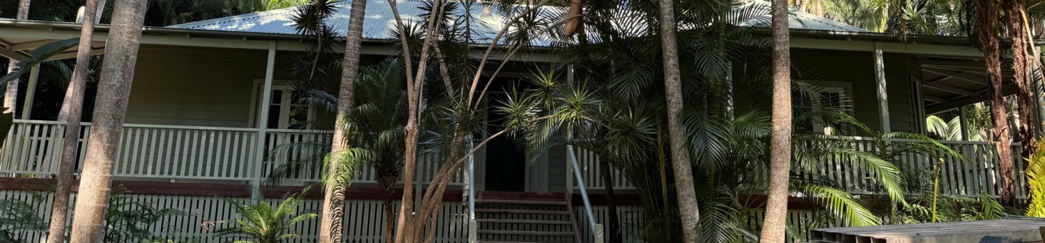 Queenslander-3 Queenslander home painting Gold Coast – Phelps Painting Services